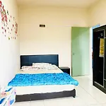 Indah Homestay